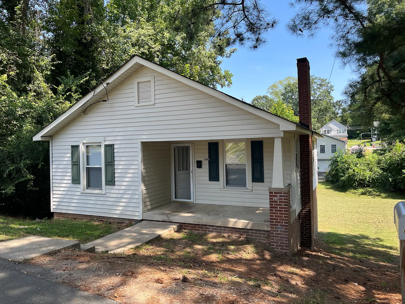 2 bed, 850 sqft, $1,600 — Photo 3