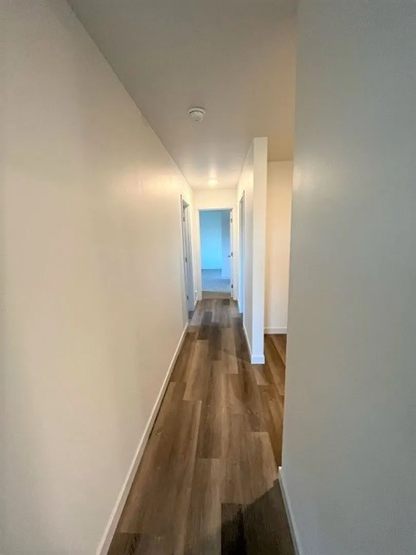 Vuemont - Renovated Modern Apartments - Renton — Photo 3