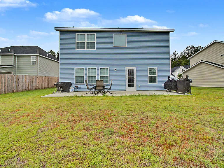 14 Herty Ln — Photo 35