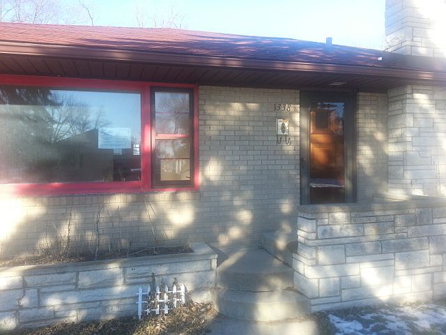 1st image of 1338 W Washington St