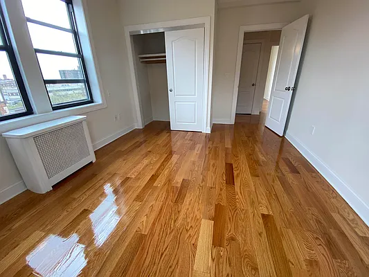 Rented by Contact Realty | media 19