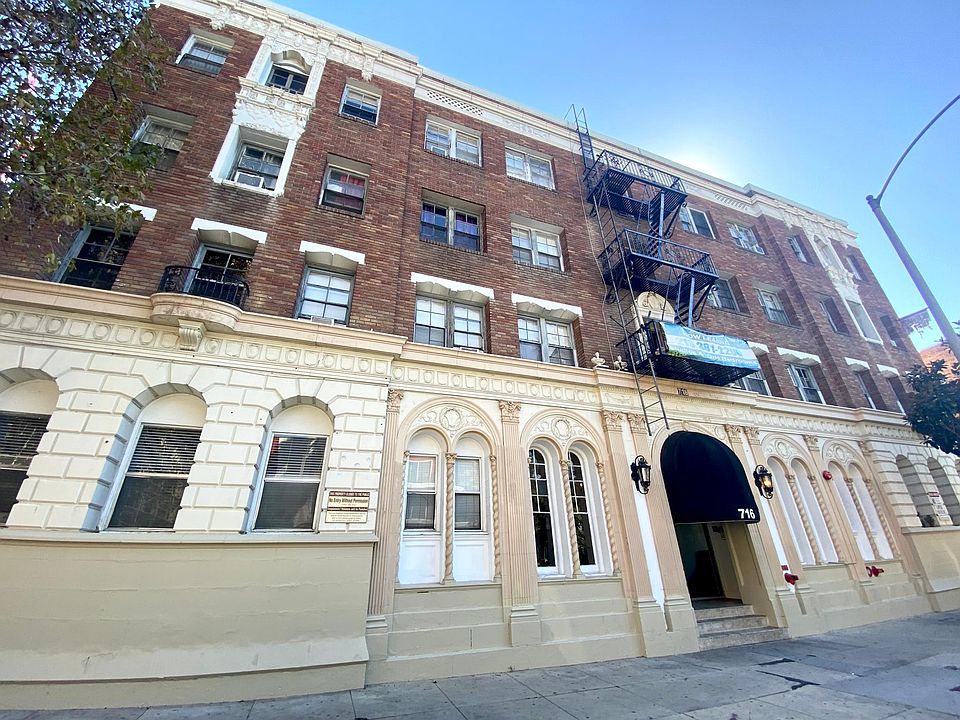 1st image of 722 S Berendo St #1F