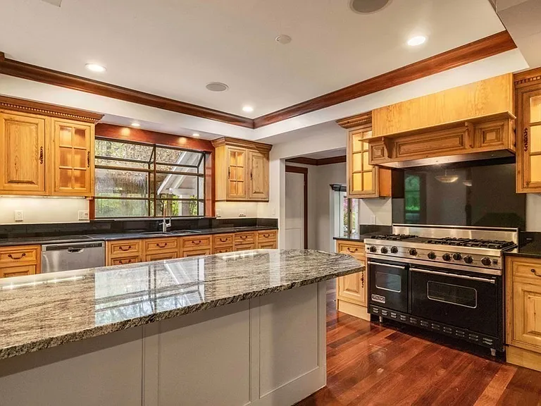 12 Summit Rd — Photo 8