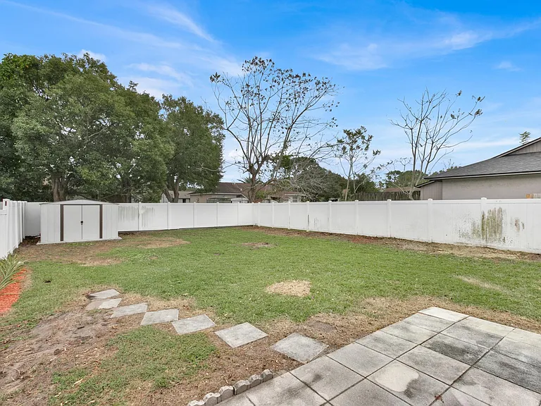 1434 Ravida Cir — Photo 20