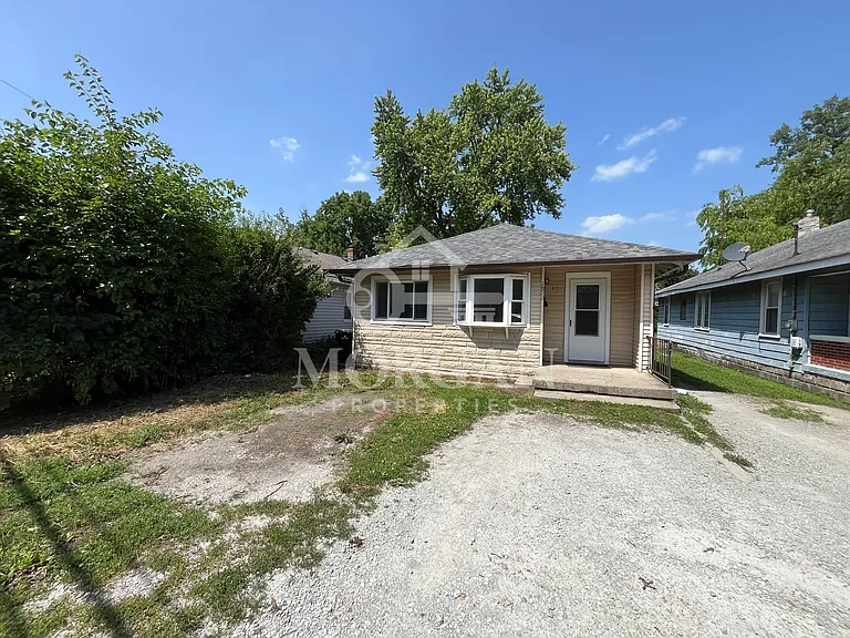 1922 Ohio Ave — Photo 1