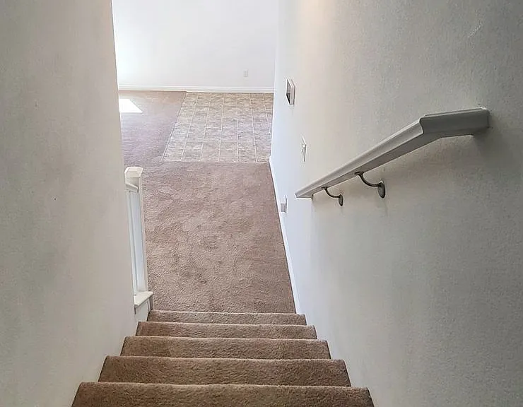 3807 E Summit Ave — Photo 55