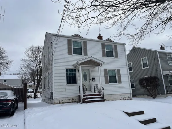 1595 Redwood Ave, Akron, OH 44301