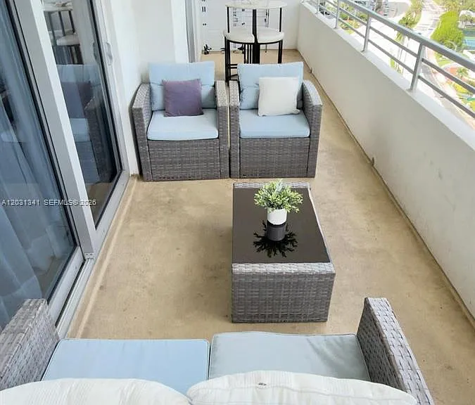 5555 Collins Ave #16W — Photo 21