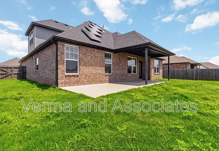 931 E Skyline Loop — Photo 6