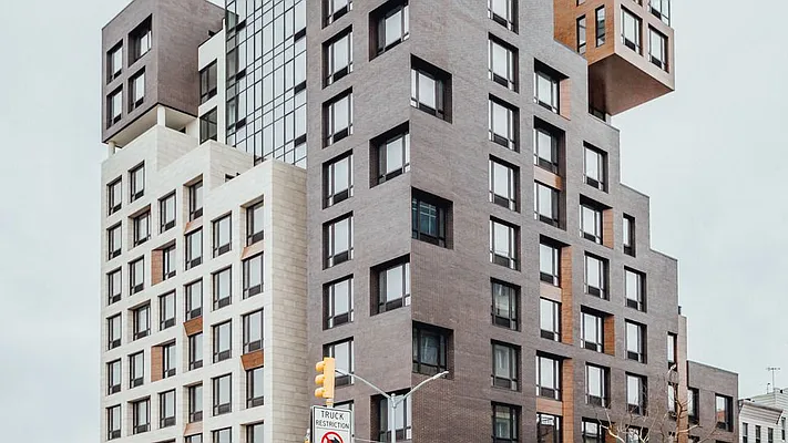 Rented by Nooklyn NYC LLC | media 30