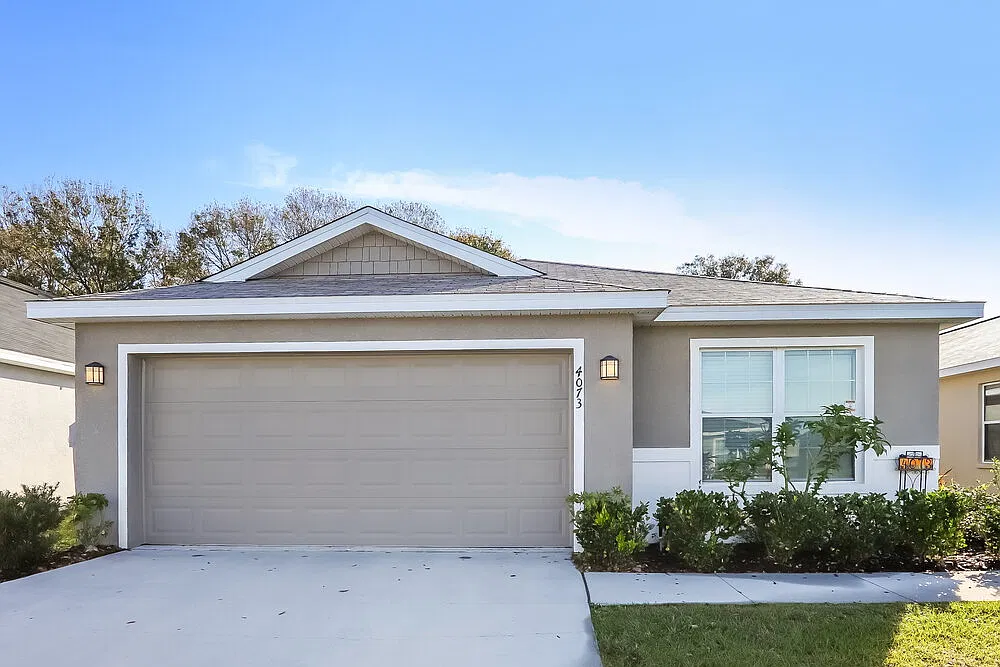 3 bed, 2.0 bath, 1485 sqft, $3,290 — Photo 1