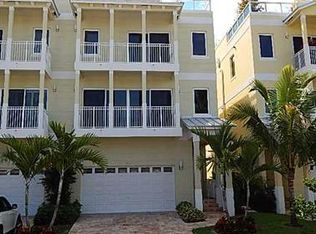 344 Elm St #B-9, Hollywood, FL 33019