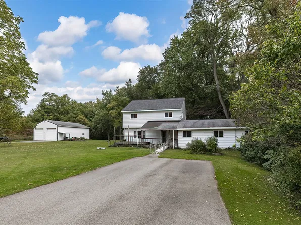 931 Highmeyer Rd, Harborcreek, PA 16421