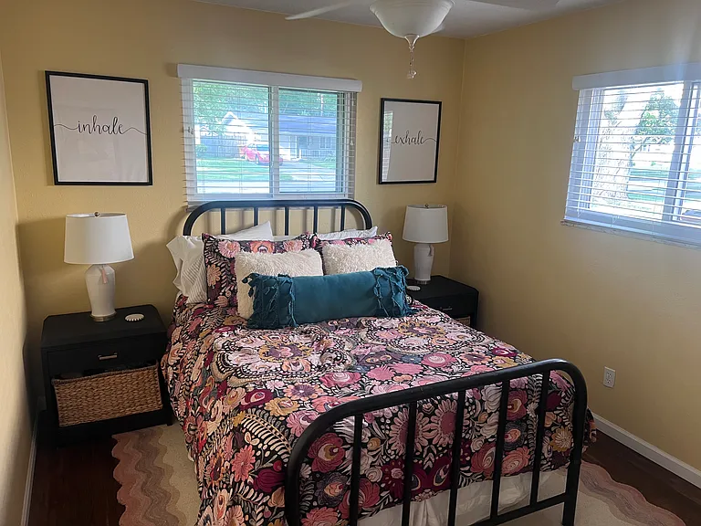 826 Cherry Ln — Photo 3