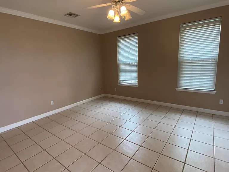 4053 Colleton Ct — Photo 11