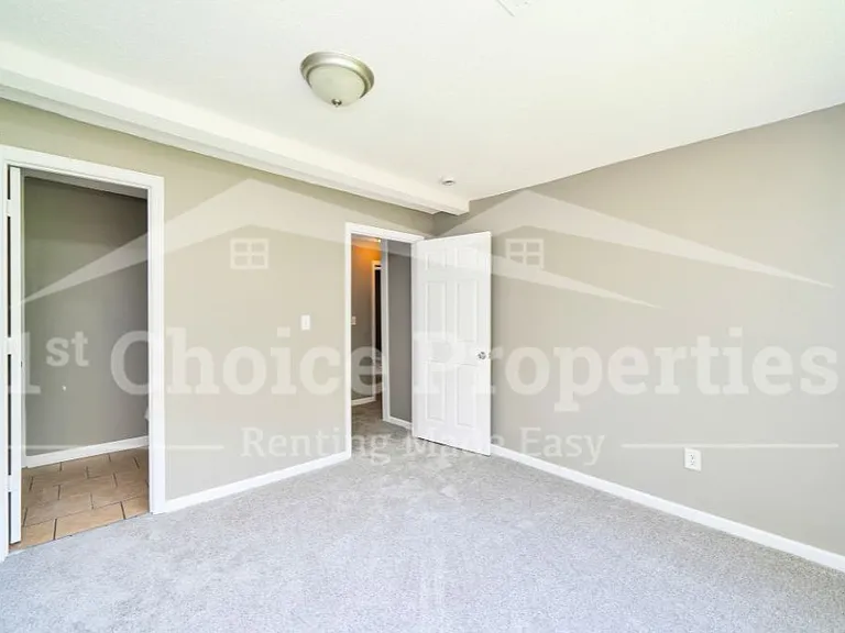 25 Kendall Ave — Photo 7