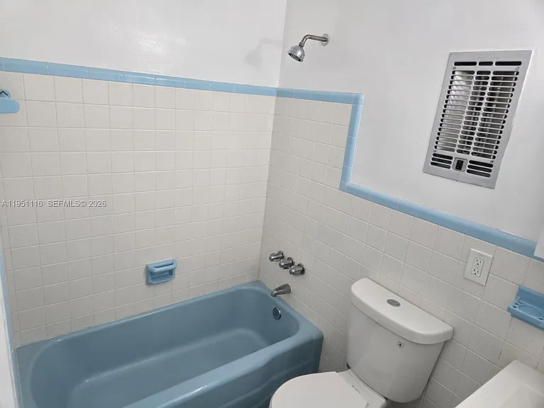 5120 NE 18th Ave #2 — Photo 5