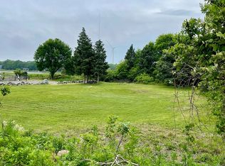 62 Weeden Rd, Fairhaven, MA 02719