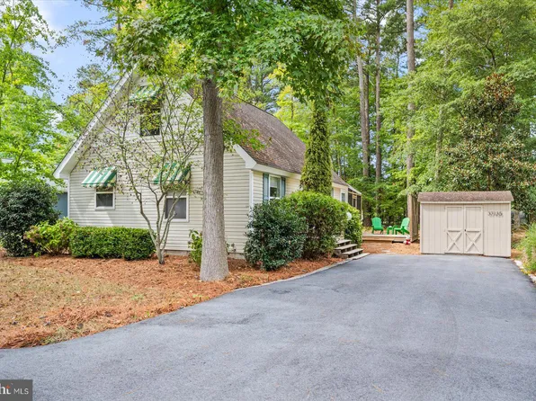 37135 Club House Rd, Ocean View, DE 19970