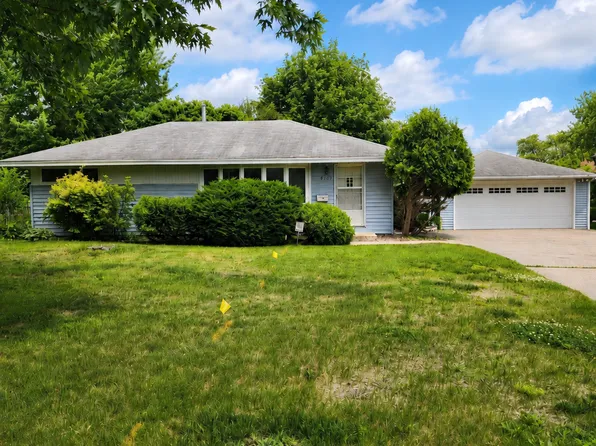 3607 Baillif Pl, Bloomington, MN 55431