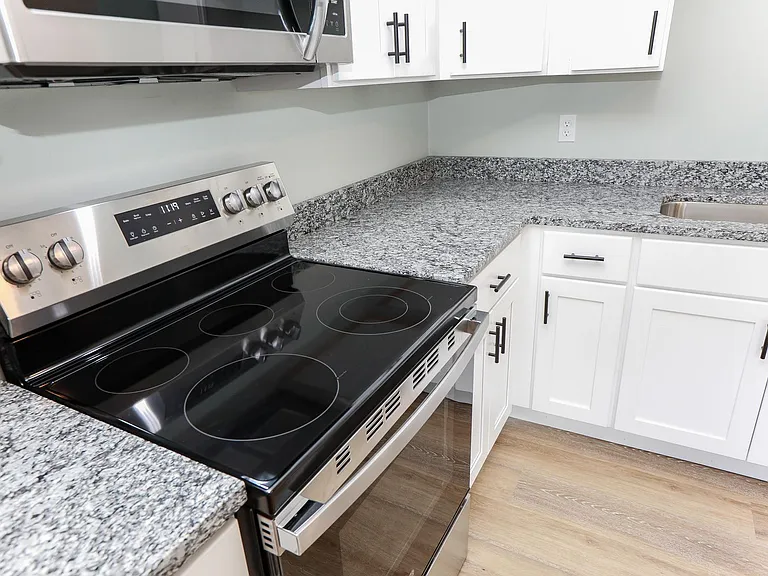2707 Azalea Garden Rd — Photo 9