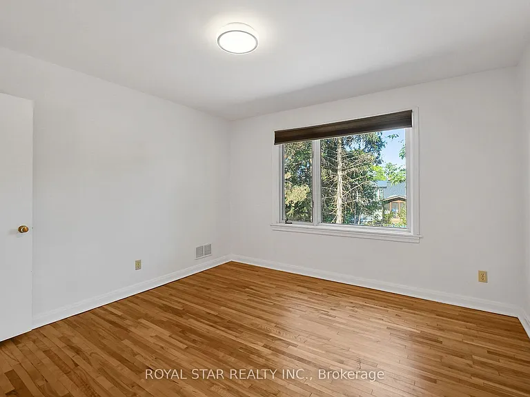 10 Delong Dr — Photo 27