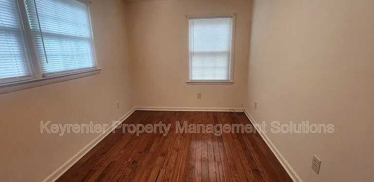 825 Highland Ave — Photo 5