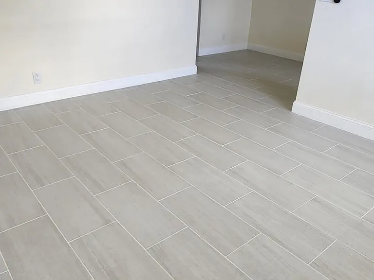 2105 Miami Rd #6 — Photo 5