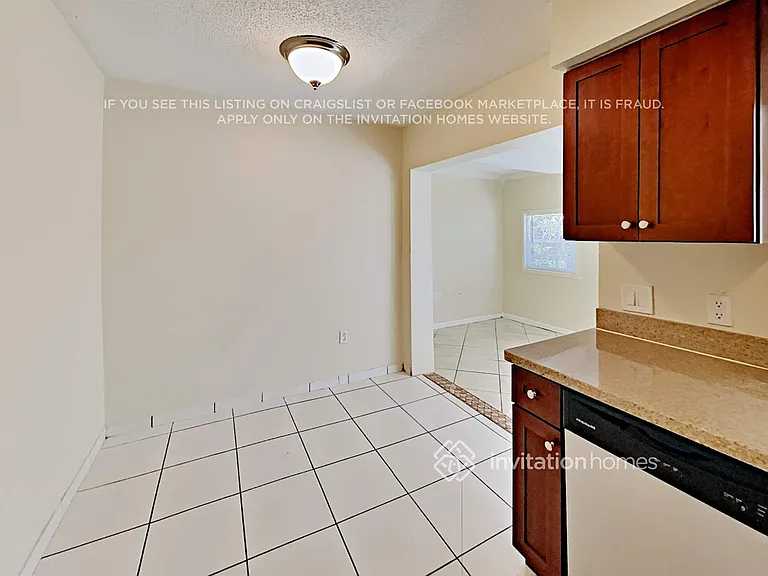 8760 Johnson St — Photo 9