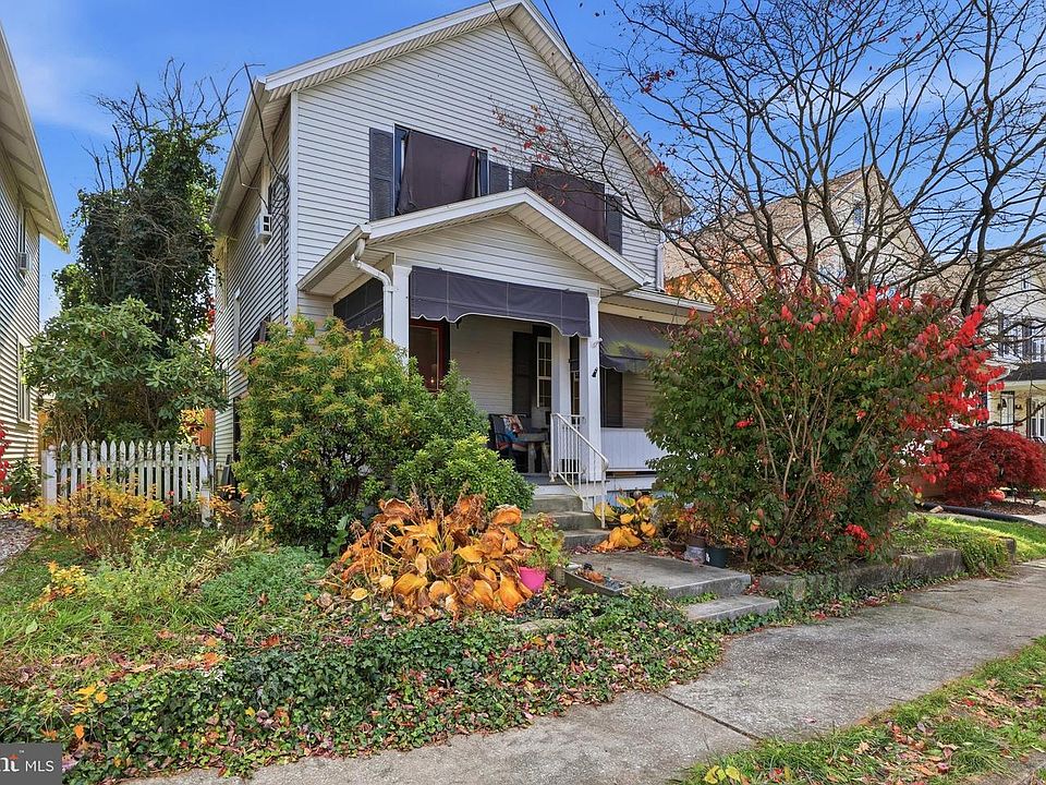 1st image of 205 W Maplewood Ave