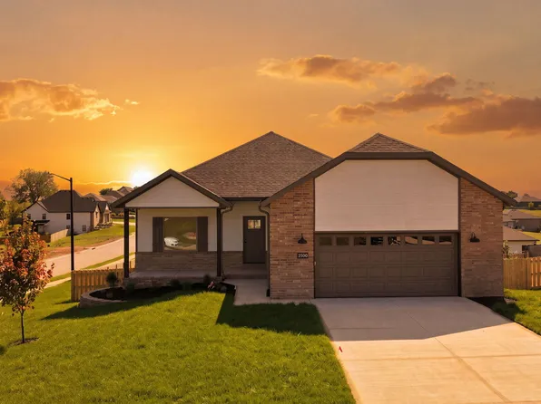 2500 W Webb Road, Ozark, MO 65721