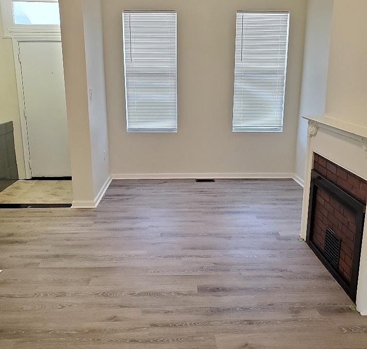 1st image of 1333 N Allison St #1323