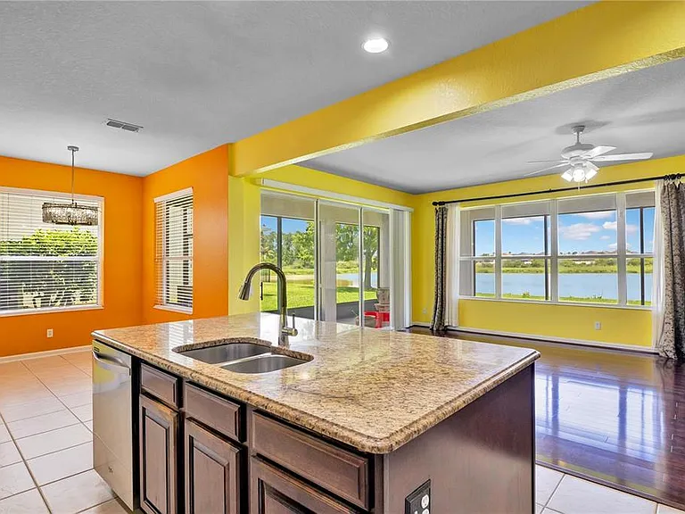 7325 Derexa Dr — Photo 14