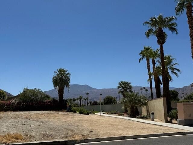 2nd image of 2 Sagebrush Ave