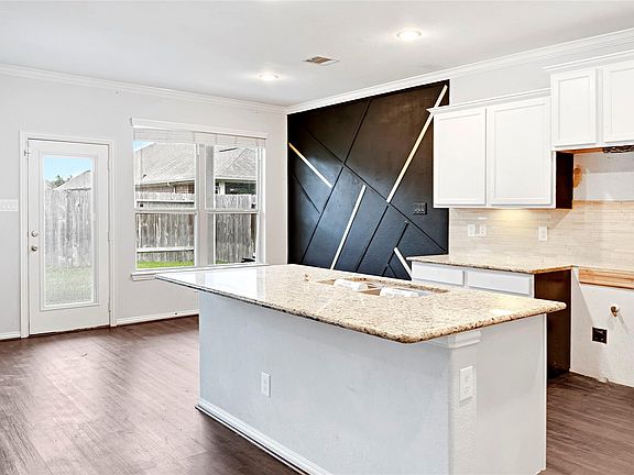 4th image of 14607 W Ginger Pear Ct