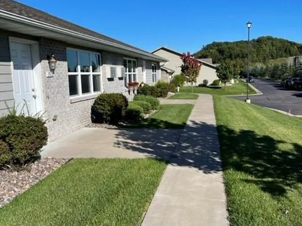 1911 Concord Trl, Eau Claire, WI 54703