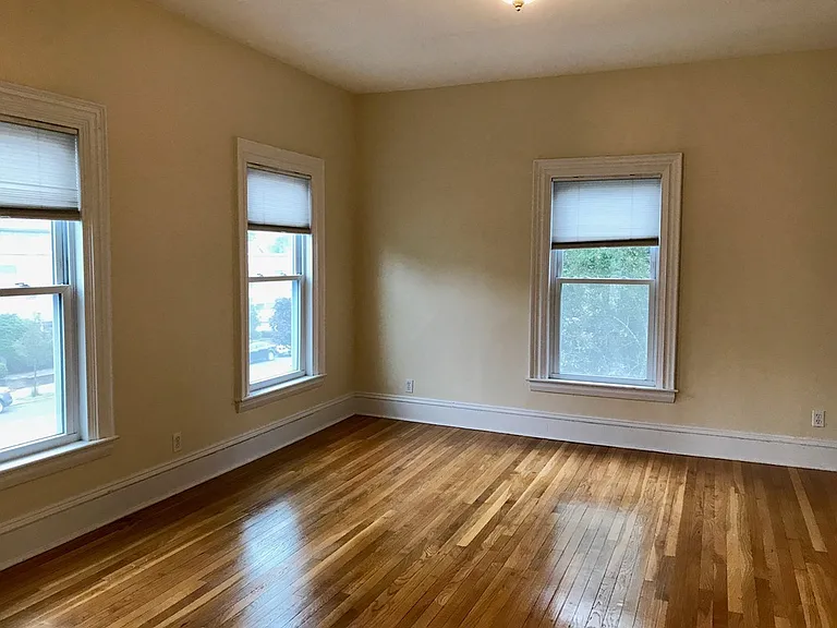 674 Main St #2 — Photo 10