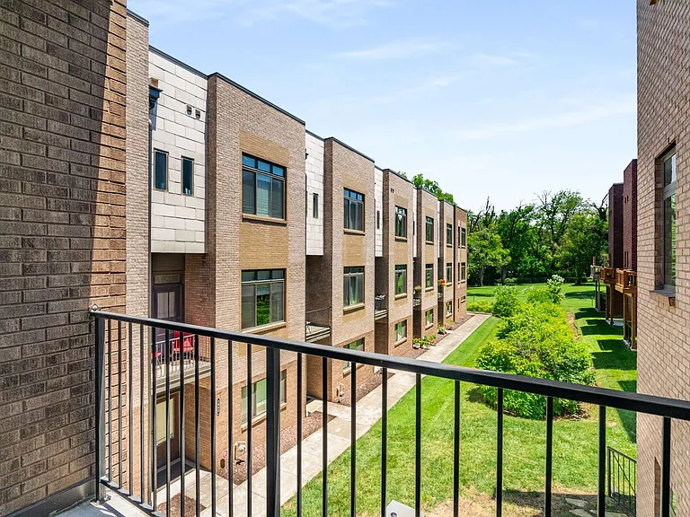 1608 Marshall Hollow Dr #201 — Photo 4