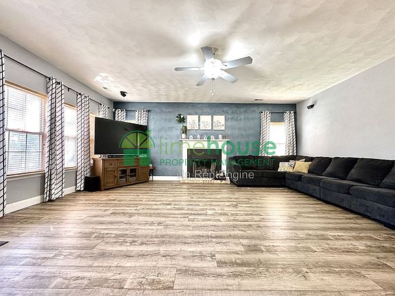 4th image of 4413 Valera Ct