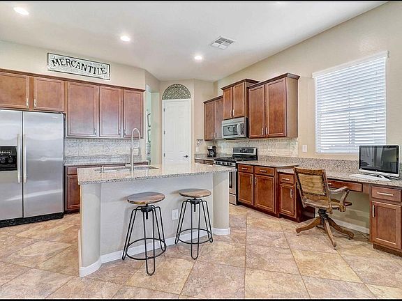 4th image of 2241 N Park Meadows Dr