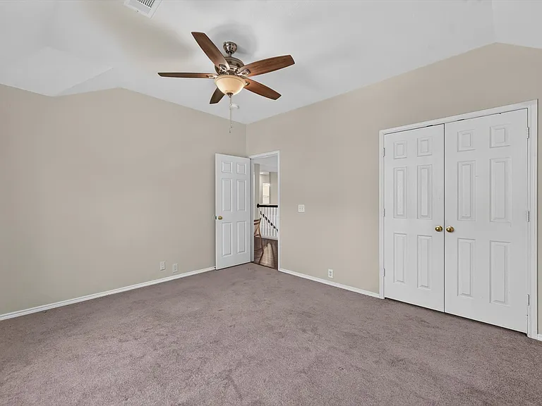 2328 Hunters Run Dr — Photo 23