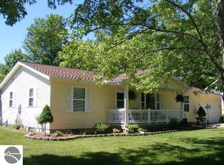 2011 Kaylyn Dr, Cadillac, MI 49601