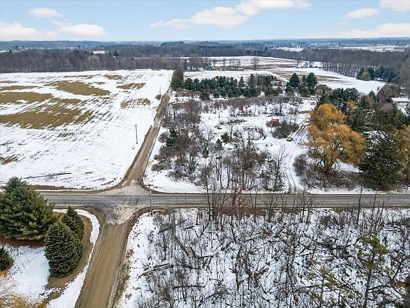 3rd image of 5998 N Bailey Rd