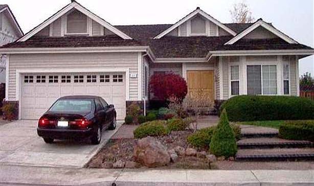 1st image of 327 E Windchime Dr
