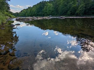 237 Camp Arden Rd, Dummerston, VT 05301