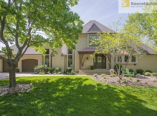 12208 Aberdeen Rd, Leawood, KS 66209