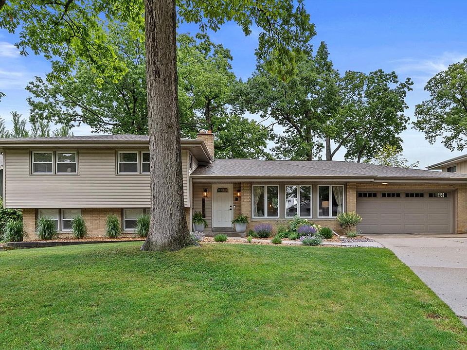 1st image of 4520 N 110th STREET
