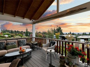 5910 36th Ave SW, Seattle, WA 98126