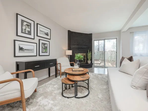 242 Tansley Rd #A, Vaughan, ON L4J 2Y9