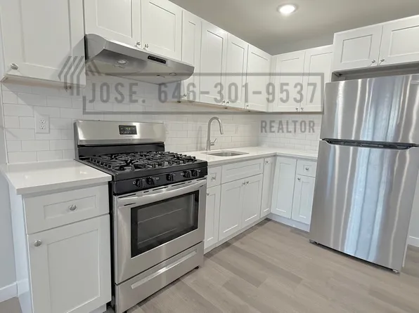 180 Cedar St, Paterson, NJ